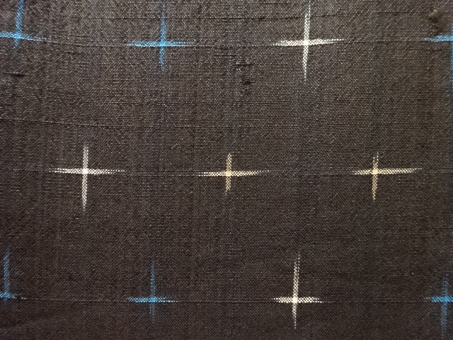 JAPANESE KIMONO / ANTIQUE HAORI / SILK / DORO OSHIMA TSUMUGI / WOVEN CROSS KASURI PATTERN